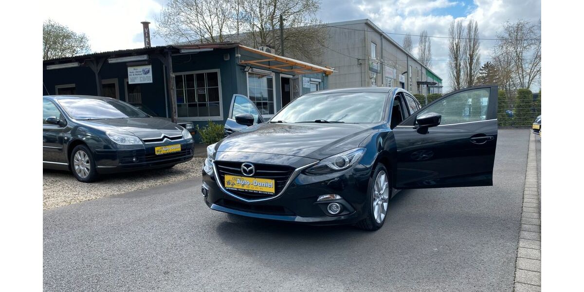 Mazda 3 140.000 km 10.500 &euro; Bonn 53227