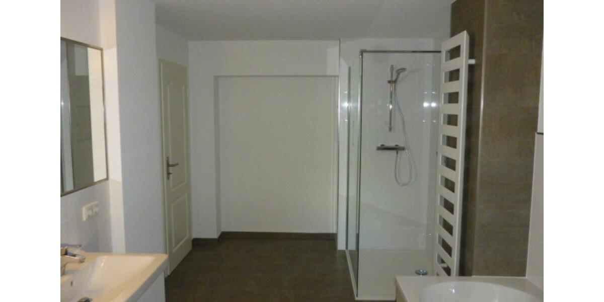 Etagenwohnung Georgenthal - 3 Zimmer, 120 m&sup2;, 960&euro; | Angebot:24863770