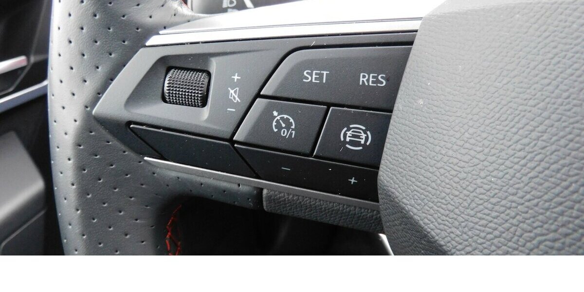 Seat Arona 1.0 FR-Line TSI BMT Navi Klima Alu 9.900 km 17.990 &euro; Vordorf 38533