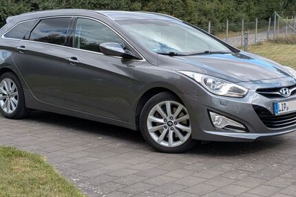 Hyundai i40 97.300 km 10.500 € Lage 32791