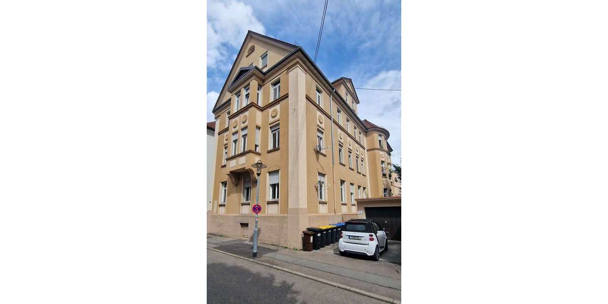 Haus zum Kaufen in Esslingen am Neckar 1.090.000 € 388 m² 16 zimmer