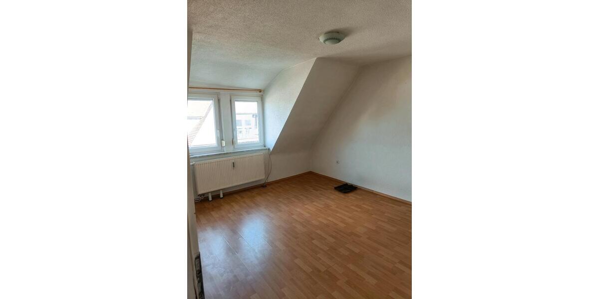 Dachgeschoßwohnung Walldürn - 2 Zimmer, 70 m&sup2;, 600&euro; | Angebot:26680592