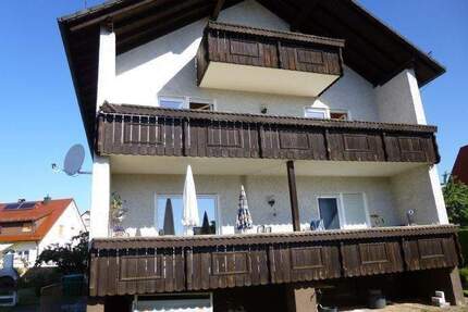 Wohlfühlchrakter in ruhiger Lage!! Schöne 3-Zimmer-Wohnung mit großem Balkon und Garage im 3-Familienhaus in Allersberg 3 zimmer