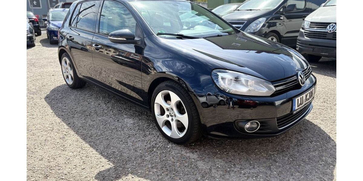 VW Golf 157.108 km 9.800 &euro; Ludwigshafen am Rhein 67071