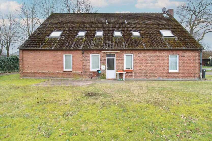 Haus zum Kaufen in Gnarrenburg 219.000 € 267.53 m²