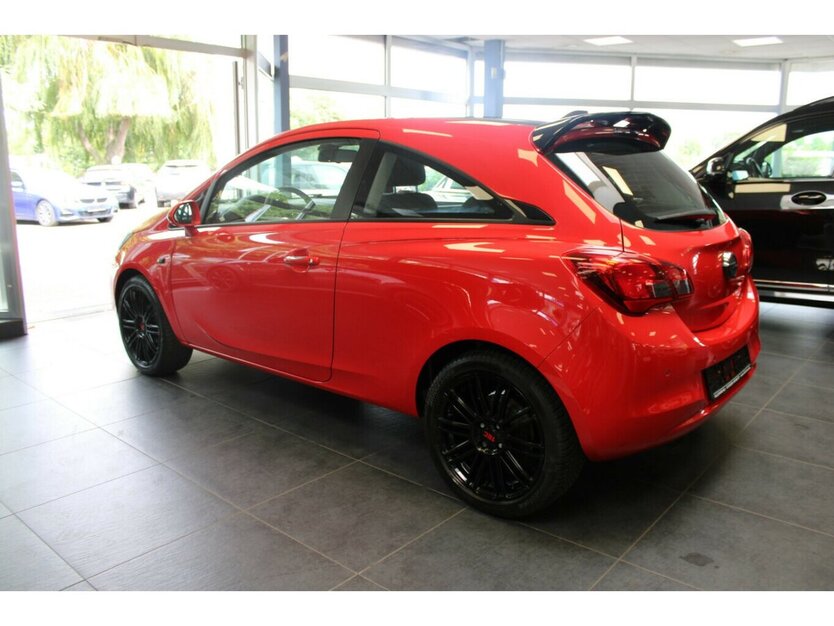 Opel Corsa 1.4 Innovation - Panorama - 74.687 km 7.980 € Euskirchen 53881