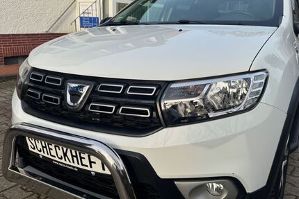 Dacia Sandero 84.000 km 8.999 &euro; Dortmund 44265