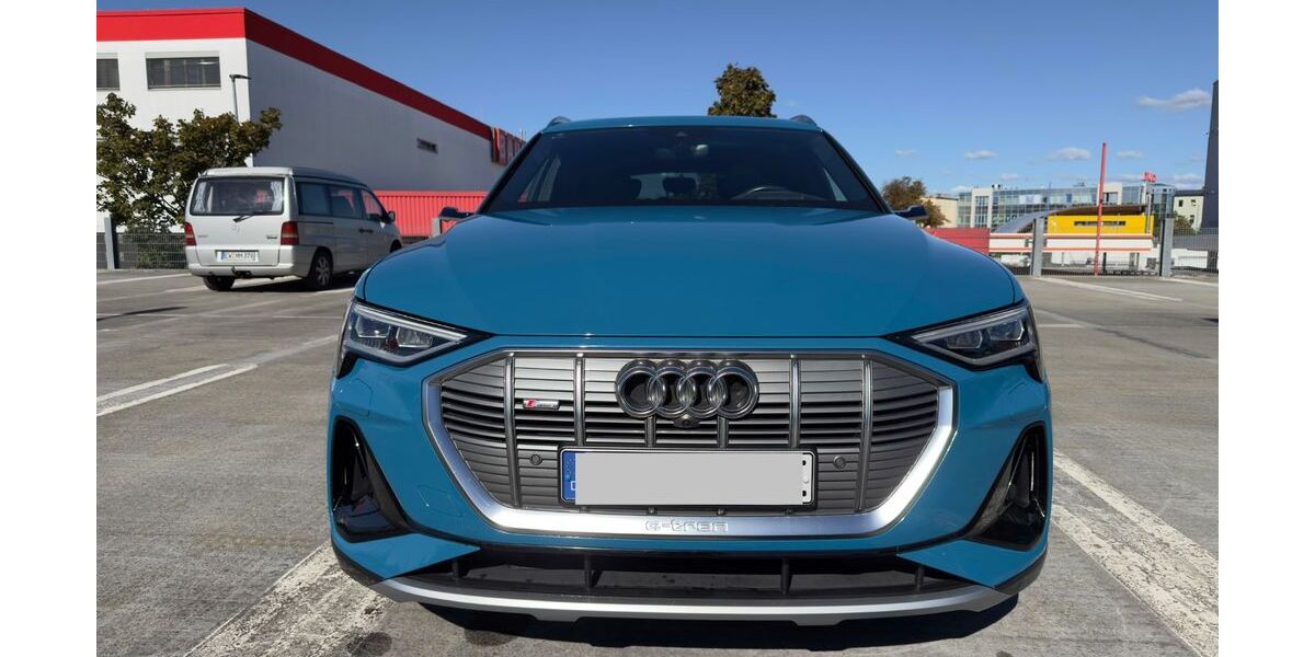 Audi e-tron 40.768 km 44.999 &euro; Berlin 13158