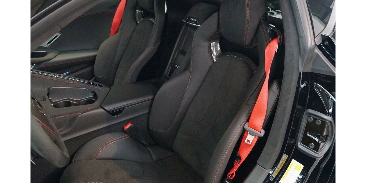 Corvette C8 Coupe 3LT Z51 Europa +Lift+Magnetic Ride+ 17.000 km 99.990 &euro; Jaderberg 26349