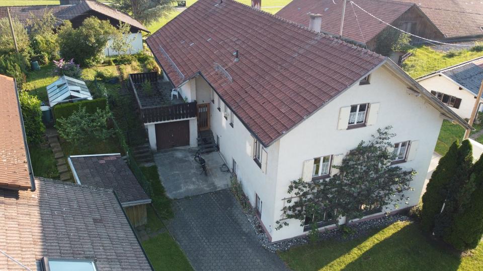 Mehrfamilienhaus, Wohnhaus Dietmannsried - 8 Zimmer, 180 m&sup2;, 315.000&euro; | Angebot:26964747