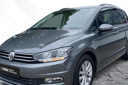 VW Touran 56.959 km 17.791 € Northeim 37154