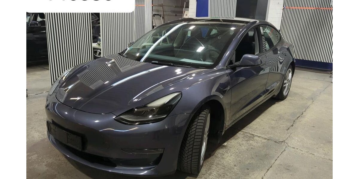 Tesla Model 3 100.000 km 24.480 &euro; Steinbach-Hallenberg OT Herges-Hallenberg 98587