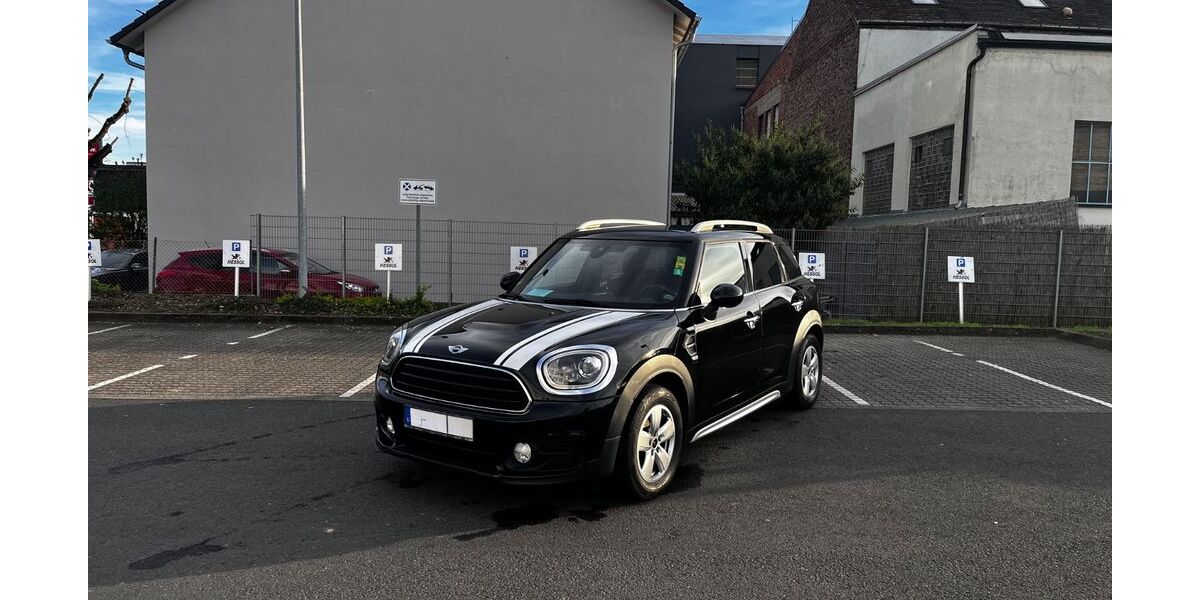 Mini Countryman D (Cooper) 174.000 km 13.490 &euro; Frankfurt 60385