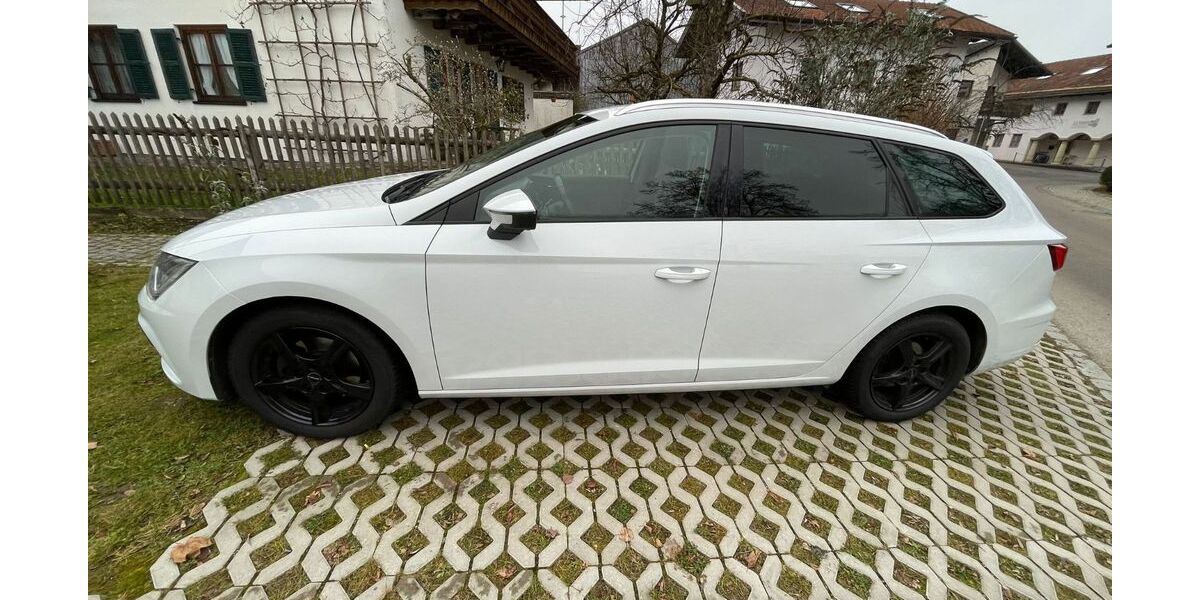 Seat Leon 80.700 km 14.200 &euro; Seeon 83370