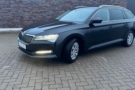 Skoda Superb 81.000 km 25.199 &euro; Adendorf 21365