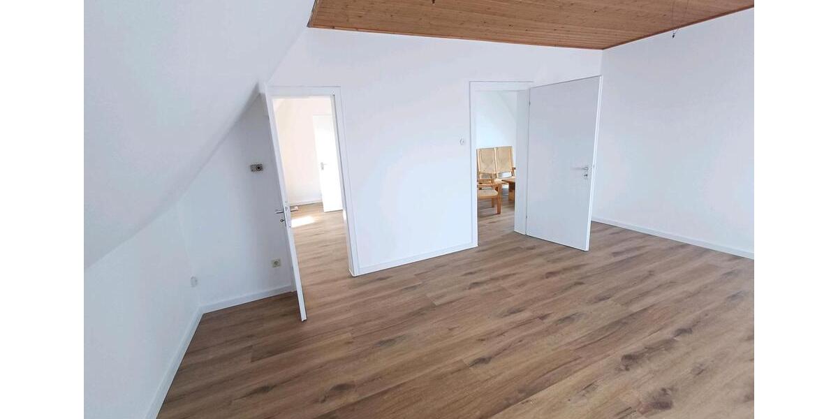 Dachgeschoßwohnung Fürstenau - 3 Zimmer, 77 m&sup2;, 790&euro; | Angebot:24842288