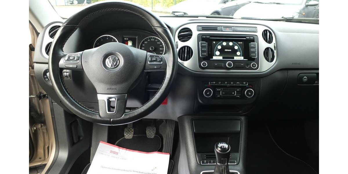 VW Tiguan CUP SPORTSTYLE BMT NAVI PARKPILOT TEMPOMAT 87.859 km 12.704 &euro; Köln 50858