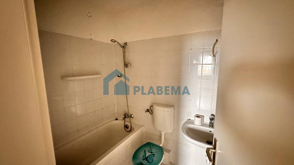 Etagenwohnung Lübz - 4 Zimmer, 85 m&sup2;, 655&euro; | Angebot:26586702