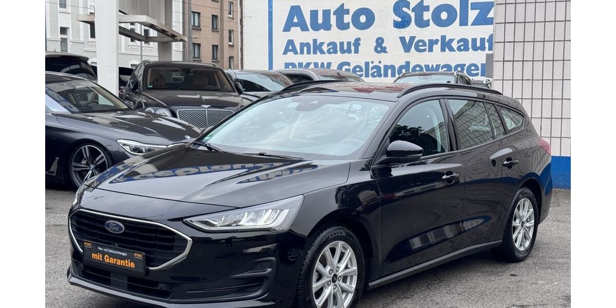 Ford Focus 89.129 km 13.900 &euro; Oberhausen 46045