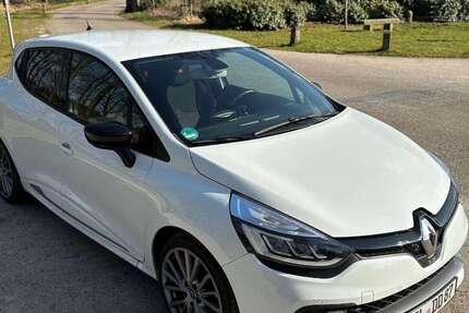 Renault Clio 98.952 km 13.399 &euro; Nordhorn 48529