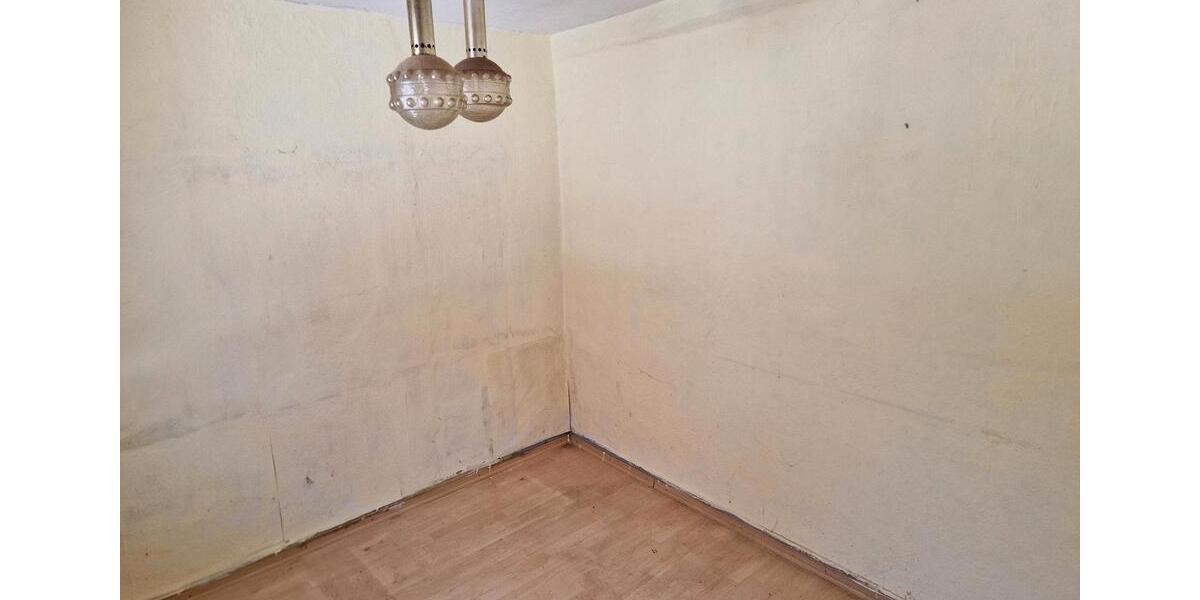 Einfamilienhaus Bleicherode - 5 Zimmer, 110 m&sup2;, 70.000&euro; | Angebot:26341949