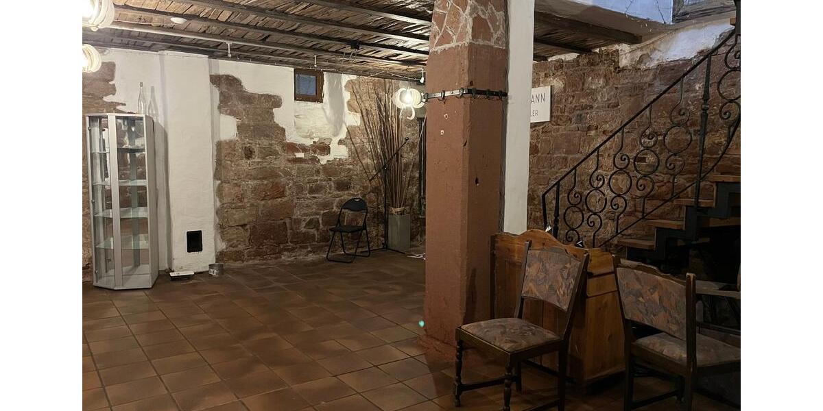 Gewerbeobjekt Annweiler am Trifels - 1.000&euro; | Angebot:25960550