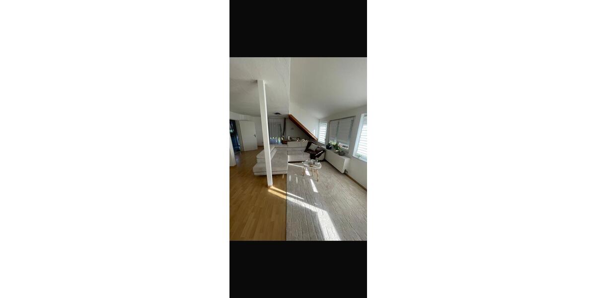 Etagenwohnung Freiburg im Breisgau Betzenhausen - 4 Zimmer, 110 m&sup2;, 1.315&euro; | Angebot:26407590