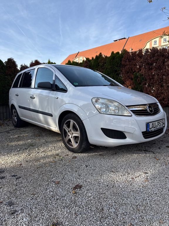 Opel Zafira 136.000 km 2.990 € Schwaig 90571