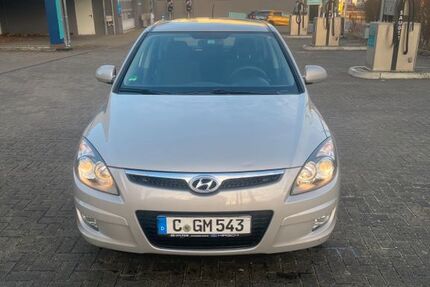 Hyundai i30 72.371 km 4.790 &euro; Chemnitz 09127