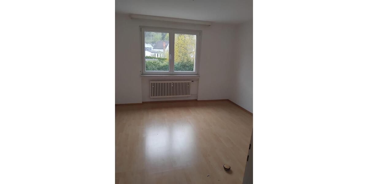 Etagenwohnung Rotenburg an der Fulda - 2.5 Zimmer, 65 m&sup2;, 455&euro; | Angebot:26442733