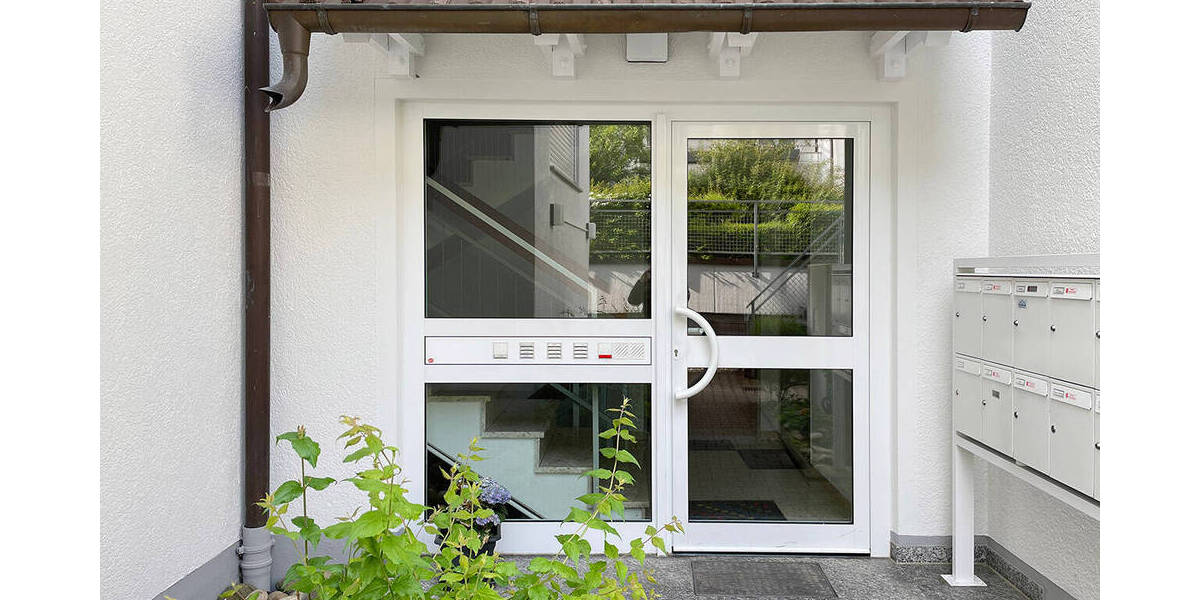 Etagenwohnung Renningen - 3 Zimmer, 74 m&sup2;, 1.100&euro; | Angebot:26190932