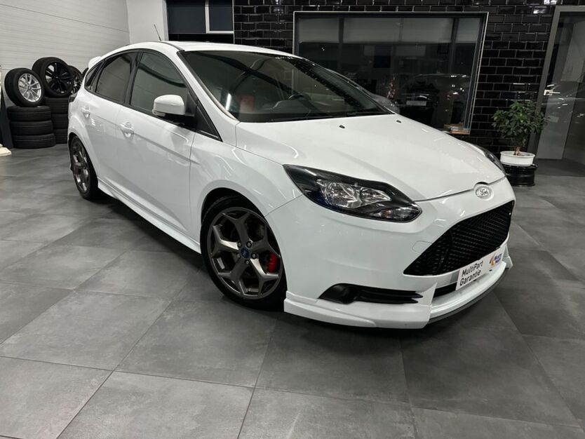 Ford Focus 134.000 km 10.999 € Weiden 92637