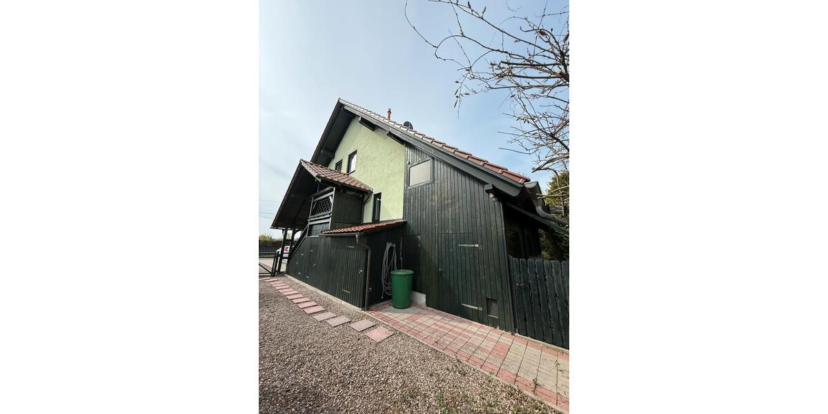 Haus im Grünen: EFH mit kleiner ELW und großem Garten 3 zimmer