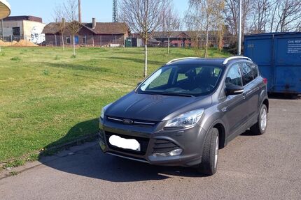 Ford Kuga 87.000 km 11.290 &euro; Völklingen 66333