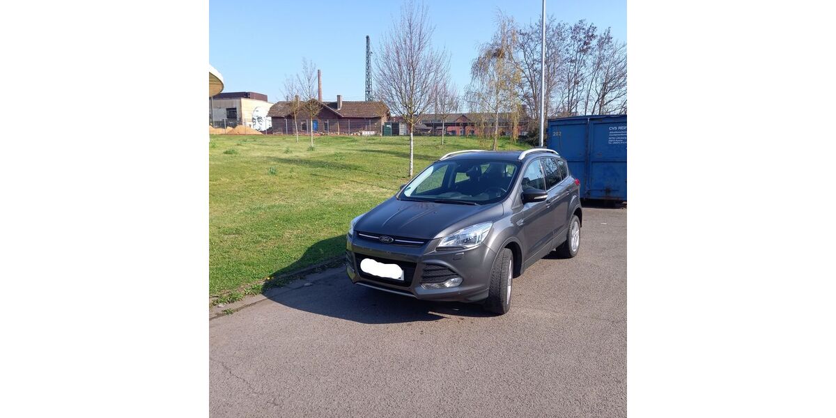 Ford Kuga 87.000 km 11.290 &euro; Völklingen 66333