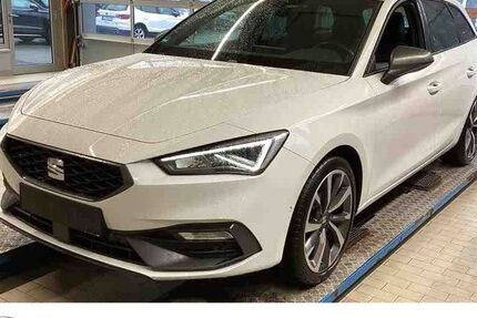 Seat Leon 33.218 km 22.975 &euro; Bernsdorf 09337