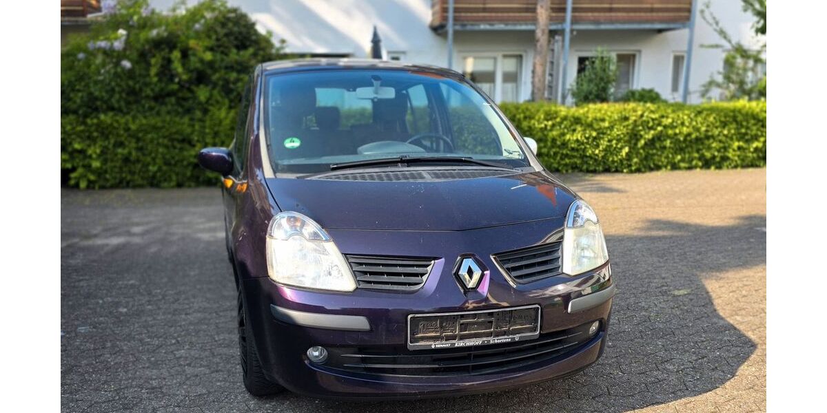 Renault Modus 151.700 km 2.400 &euro; Bremerhaven 27570