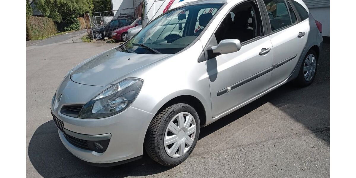Renault Clio 165.841 km 1.890 &euro; Siegen 57078