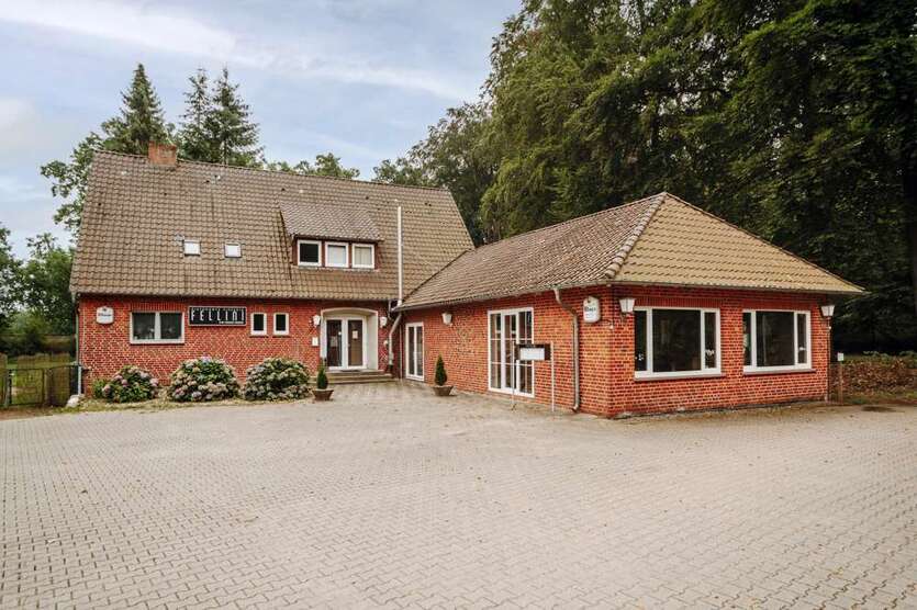 Gastronomie in Adendorf 3.800 € 370 m²