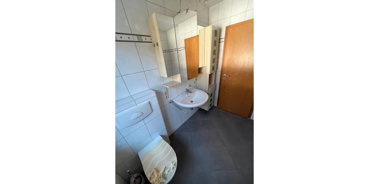Erdgeschoßwohnung Hengersberg - 3 Zimmer, 75 m&sup2;, 825&euro; | Angebot:26416415