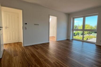 Helle 2 Zimmer Wohnung zur Vermietung 4 zimmer