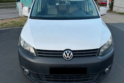 VW Caddy 207.600 km 7.500 &euro; Schöneck 61137