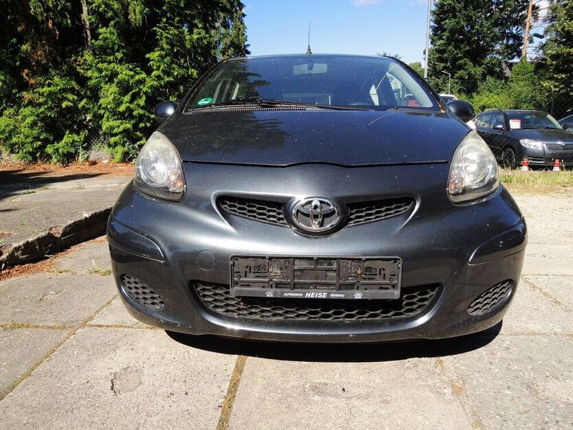 Aygo (X)
