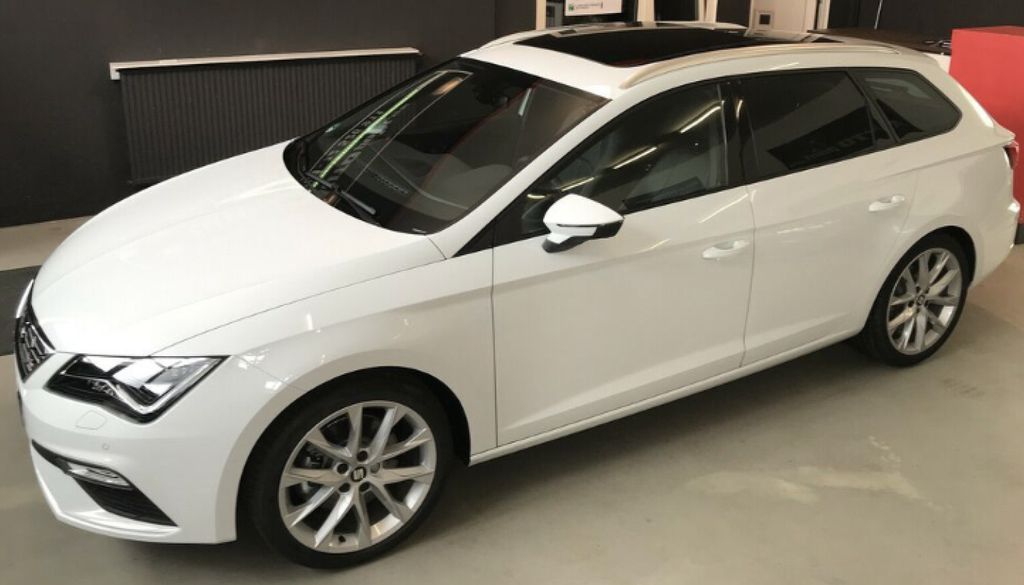 Seat Leon 82.000 km 19.800 &euro; Lauter-Bernsbach 08315