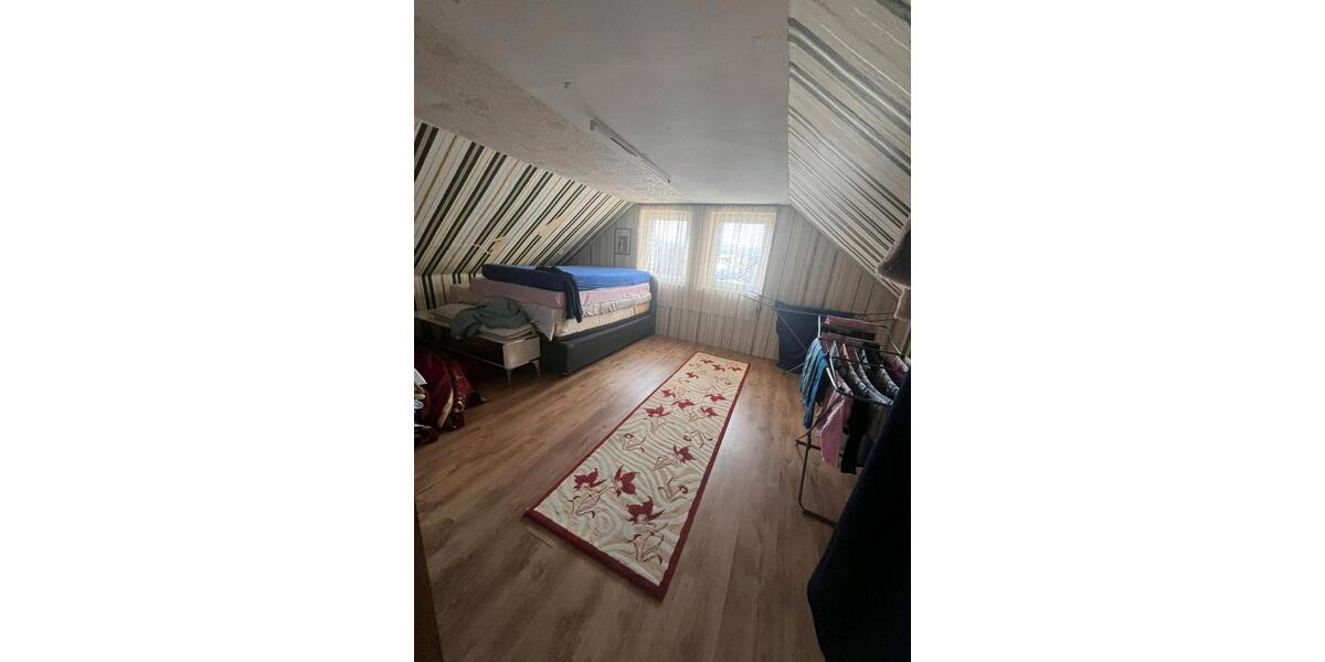 Einfamilienhaus Willebadessen - 7 Zimmer, 174 m&sup2;, 110.000&euro; | Angebot:26698052