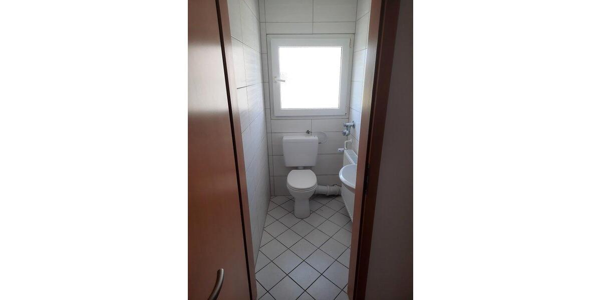 Hochparterre Hameln Kernstadt - 3 Zimmer, 70 m&sup2;, 108.000&euro; | Angebot:27004775