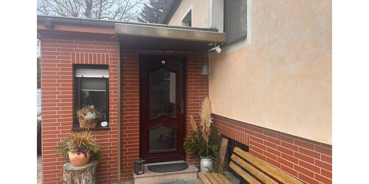 Einfamilienhaus Biederitz - 5 Zimmer, 140 m&sup2;, 1.500&euro; | Angebot:24743664