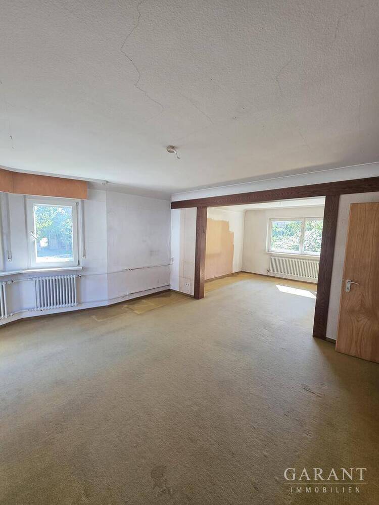 Haus mit großem Garten und Scheune in Lustnau