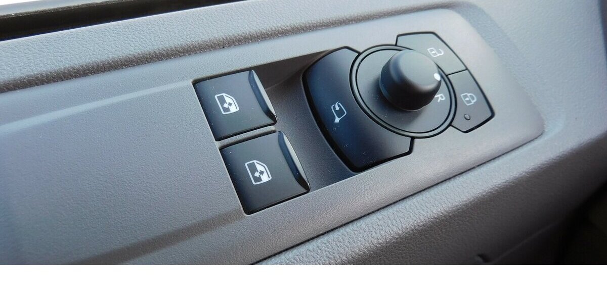 VW T7 Transporter 2.0 TDI 3 Sitze Klima 22.200 km 28.990 &euro; Vordorf 38533