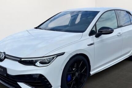 VW Golf 6.900 km 40.990 € Waldshut-Tiengen 79761